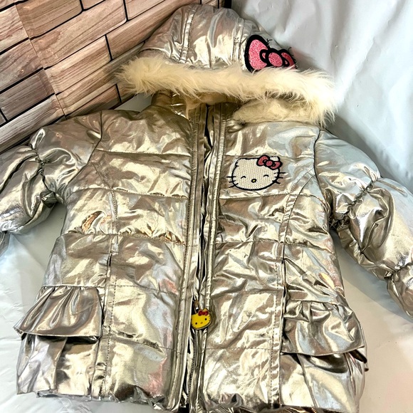 Hello kitty jacket - Picture 1 of 1